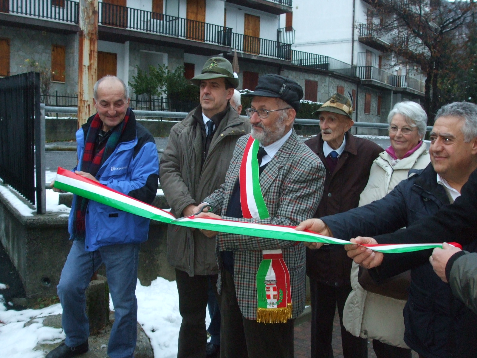 Il taglio del nastro (Ph frabosasottana.com)